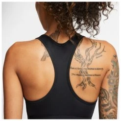 Nike - Women's Dri-Fit Swoosh Medium-Support Non-Padded - Brassière -Boutique Röhnisch nike womens dri fit swoosh medium support non padded brassiere detail 6