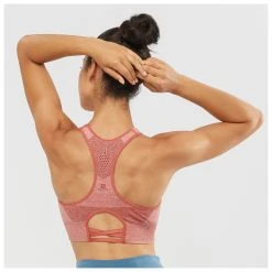 Salomon - Women's Elevate Move'on Bra - Brassière -Boutique Röhnisch salomon womens elevate moveon bra brassiere detail 3